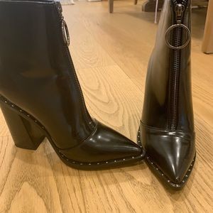 NWOT never been worn boots